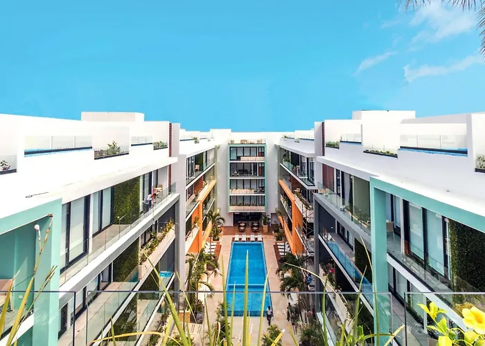 1Br The City - 2 Pools, Gym & Rooftop *