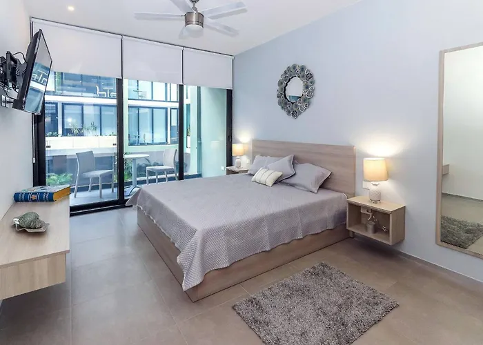 1Br The City - 2 Pools, Gym & Rooftop *